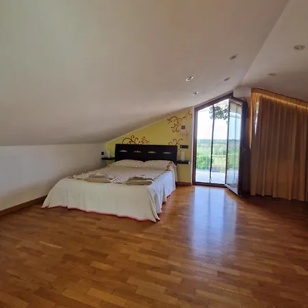Apartment Incantevole A Tra Viareggio E Lucca
