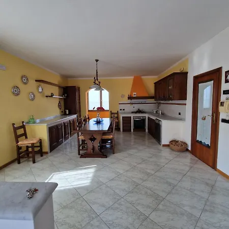 Lejlighed Incantevole A Tra Viareggio E Lucca *